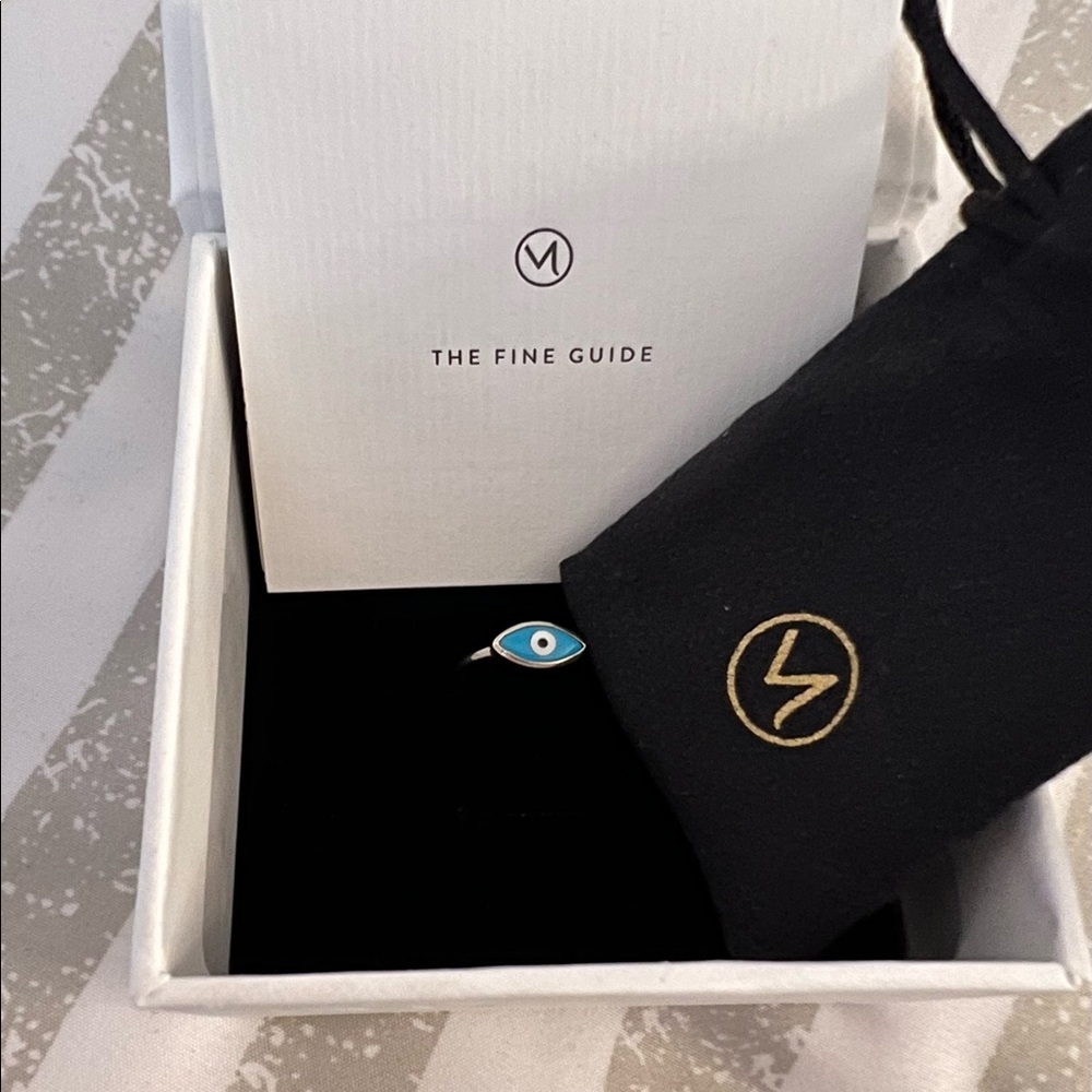 Menudo Sterling Silver evil eye ring